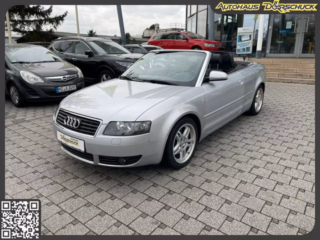 Audi A4 Cabriolet 1.8 Sitzhz. Klimaaut. Xenon  Bordc. - Ansicht 1 von 1. Gebrauchtwagen Detailaufnahme bei Autohaus Dörrschuck Mainz.