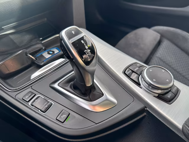 BMW 428i GranCoupé Bi-Xenon*Schiebedach*M-PAKET Miniaturansicht 10