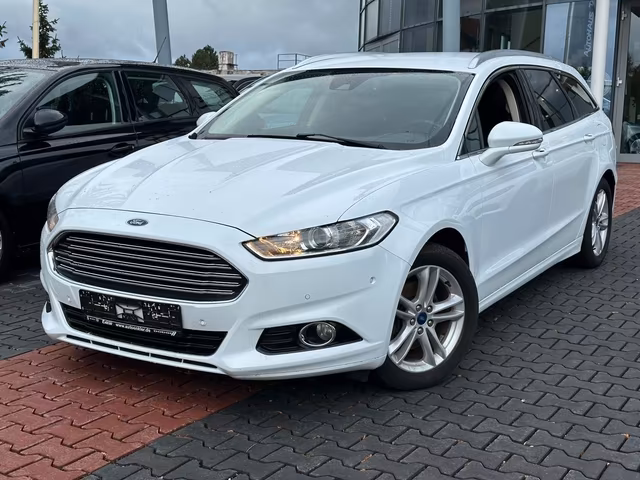 Ford Mondeo Turnier Titanium PDC Navi Sitzheizung - Ansicht 1 von 1. Gebrauchtwagen Detailaufnahme bei Autohaus Dörrschuck Mainz.