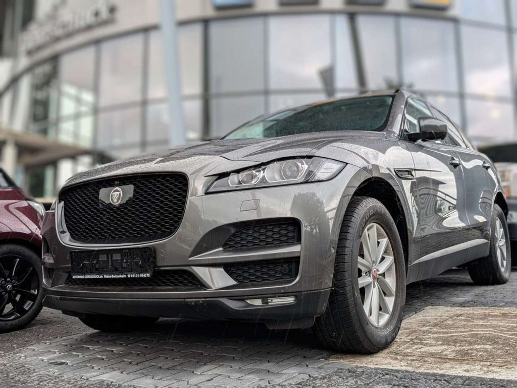 Jaguar F-Pace  F-PACE D300 Portfolio AWD Black Pack ACC