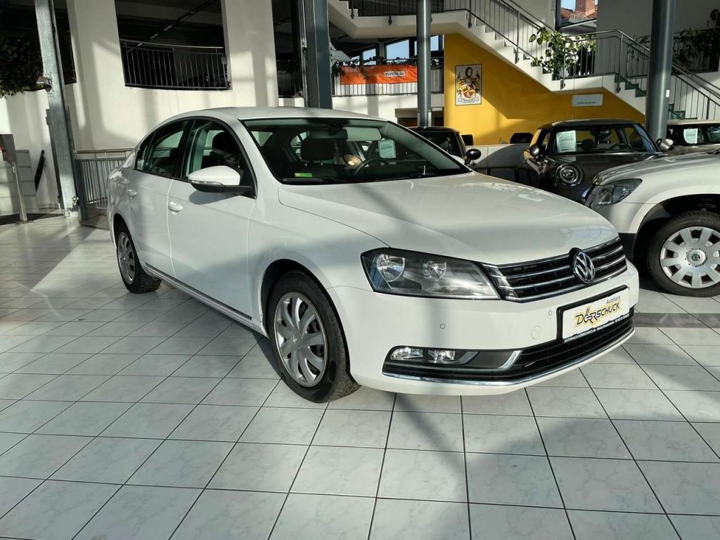 Volkswagen Passat  Lim. Aut. Comfort BlueMotion Navi. Temp.