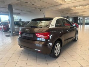 Audi A1  attraction Navi. PDC. Bi-Xenon. Klimaaut.