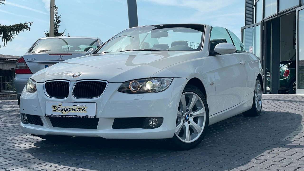 BMW 320  i Cabrio 1 Hand. Bi-Xenon. Sitzh. Navi.