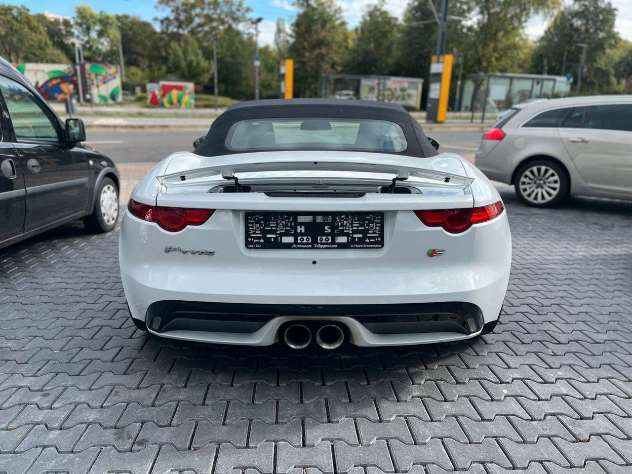 Jaguar F-Type  F-TYPE Cabriolet S RFK. Navi. Schaltwippen.