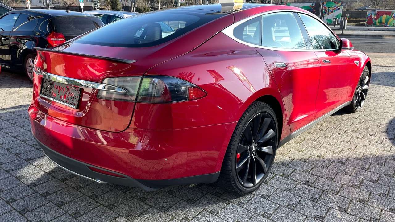 Tesla Model S  P90D MwSt. – TÜV NEU – Ludicrous FreeSUC