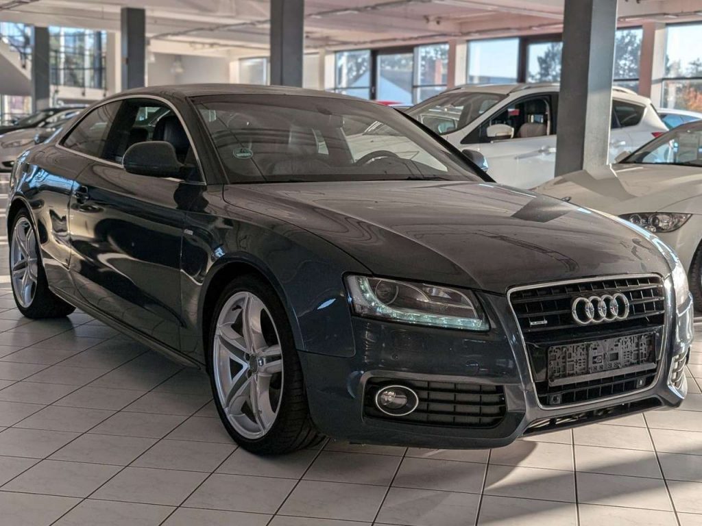 Audi A5  Coupe 3.2 FSI quattro S Line SITZE. Sitzh.