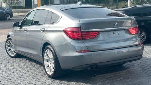 BMW 530  530d GT Service Neu | M-Front | PANO | RFK