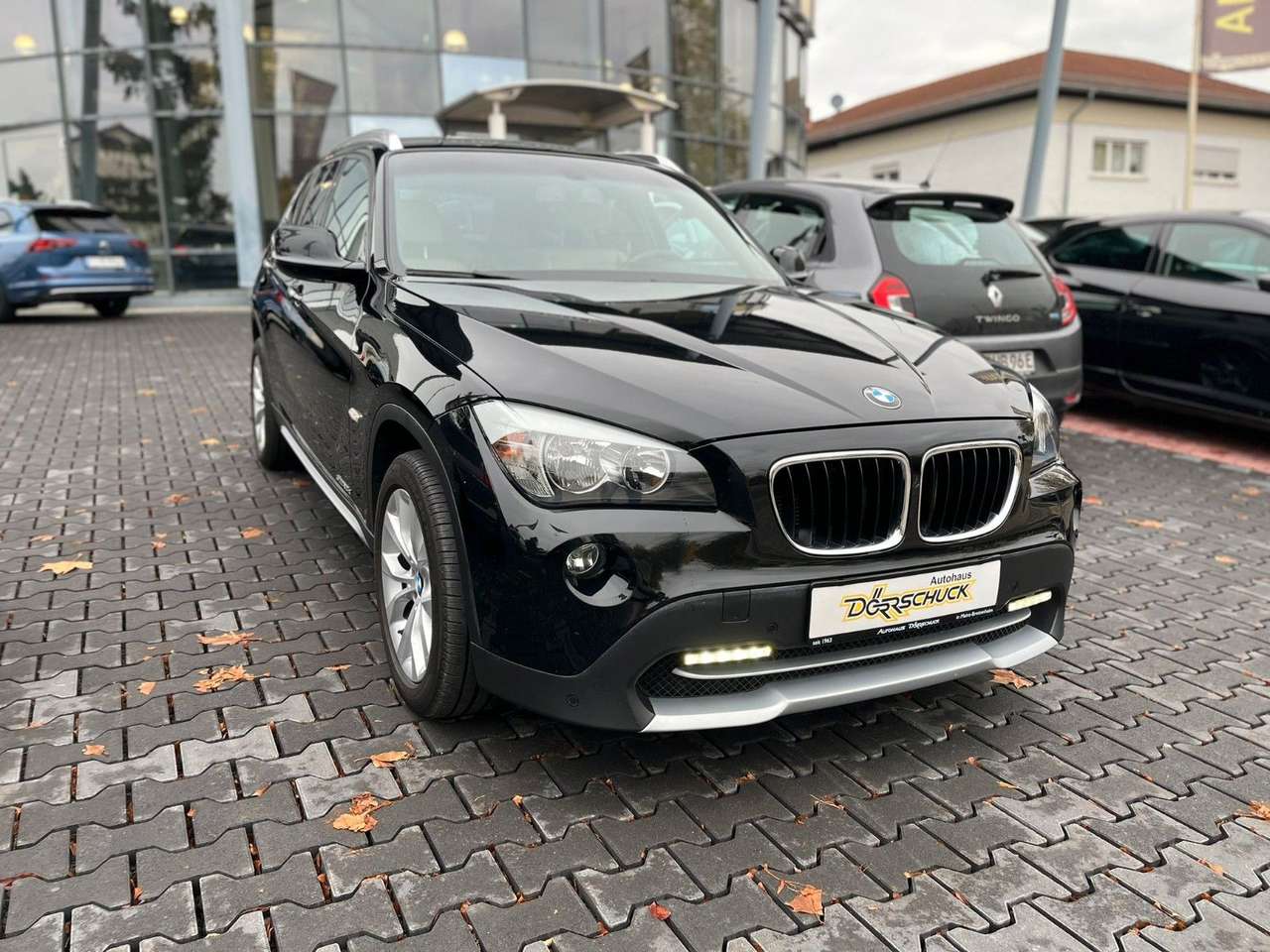 BMW X1  sDrive 20d AHK. Sitzh. Klimaaut. Sportsitze.