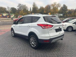 Ford Kuga  Titanium Navi. Xenon. RFK. Allrad. 1 Hand.