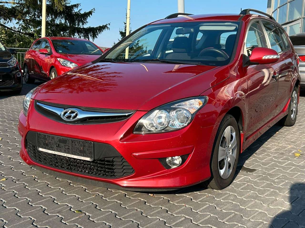 Hyundai i30  cw FIFA WM Edition Sitzh. Klimaaut. TÜV NEU