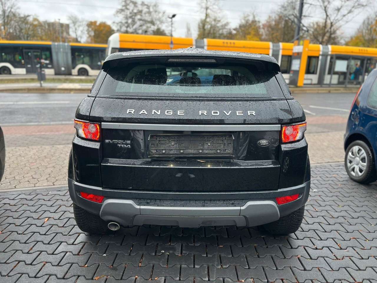 Land Rover Range Rover Evoque  RR Evoque Pure Automatik Bi-Xenon Navi Leder PDC