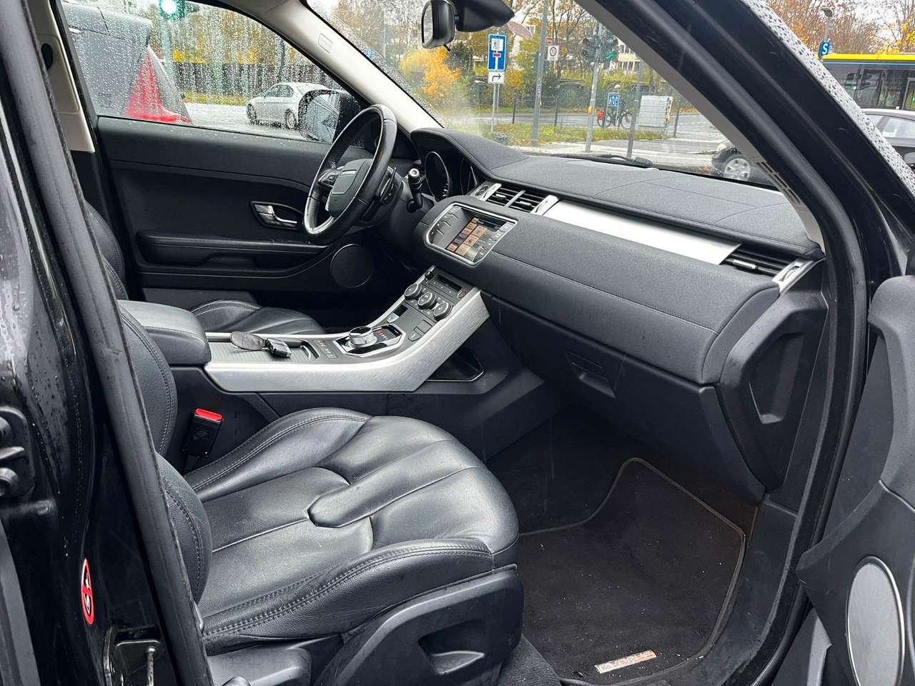 Land Rover Range Rover Evoque  RR Evoque Pure Automatik Bi-Xenon Navi Leder PDC