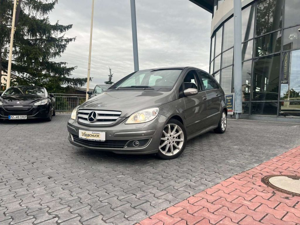 Mercedes-Benz B 200  Klima. Radio. Bremsen HA NEU