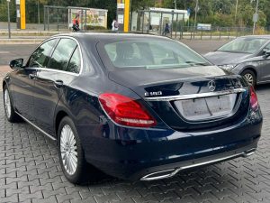 Mercedes-Benz C 180  CGI Lim. Sitzh. LED. Temp. BT. 1 Hand.