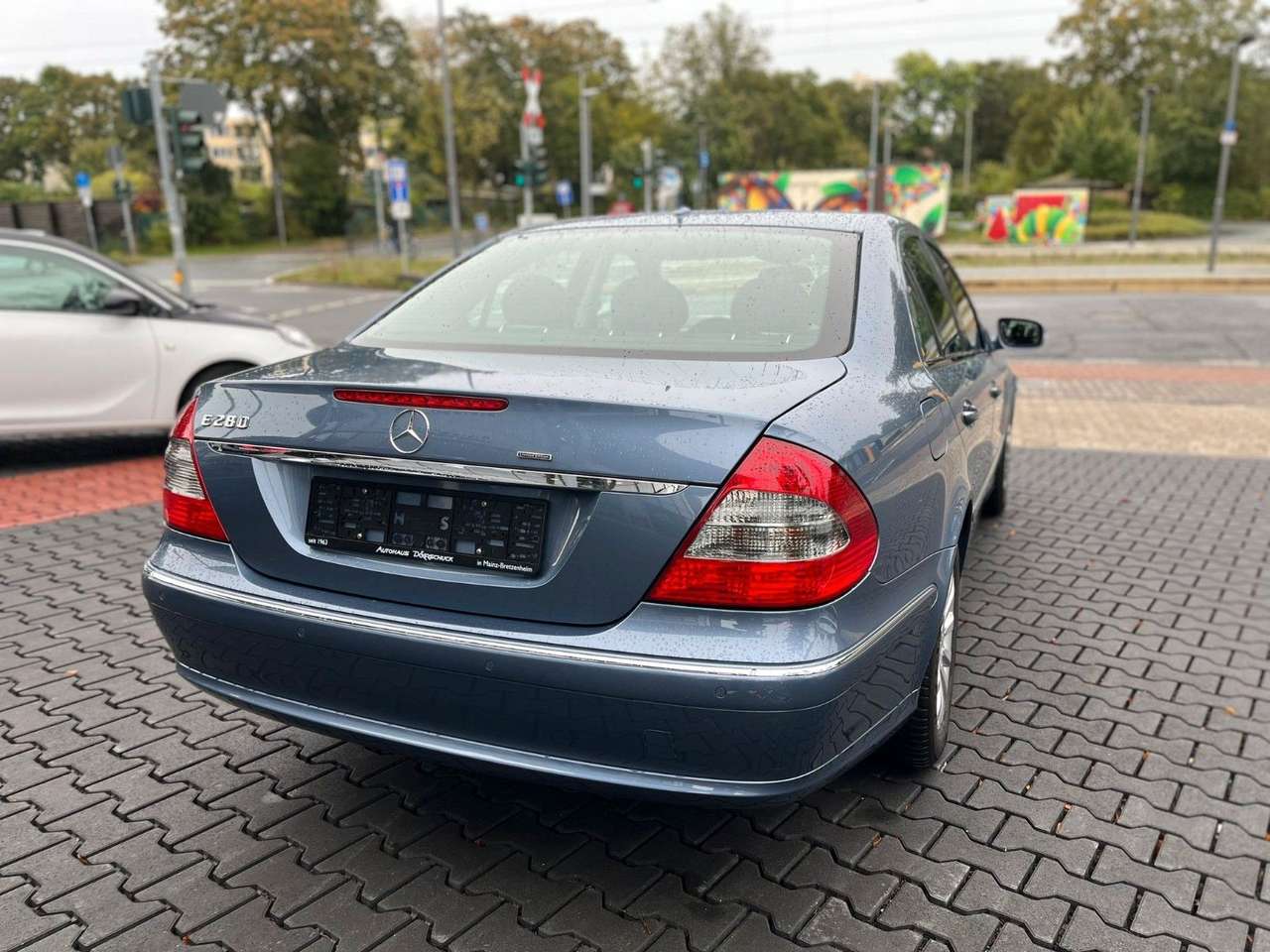 Mercedes-Benz E 280  PDC. Klimaaut. WENIG KM