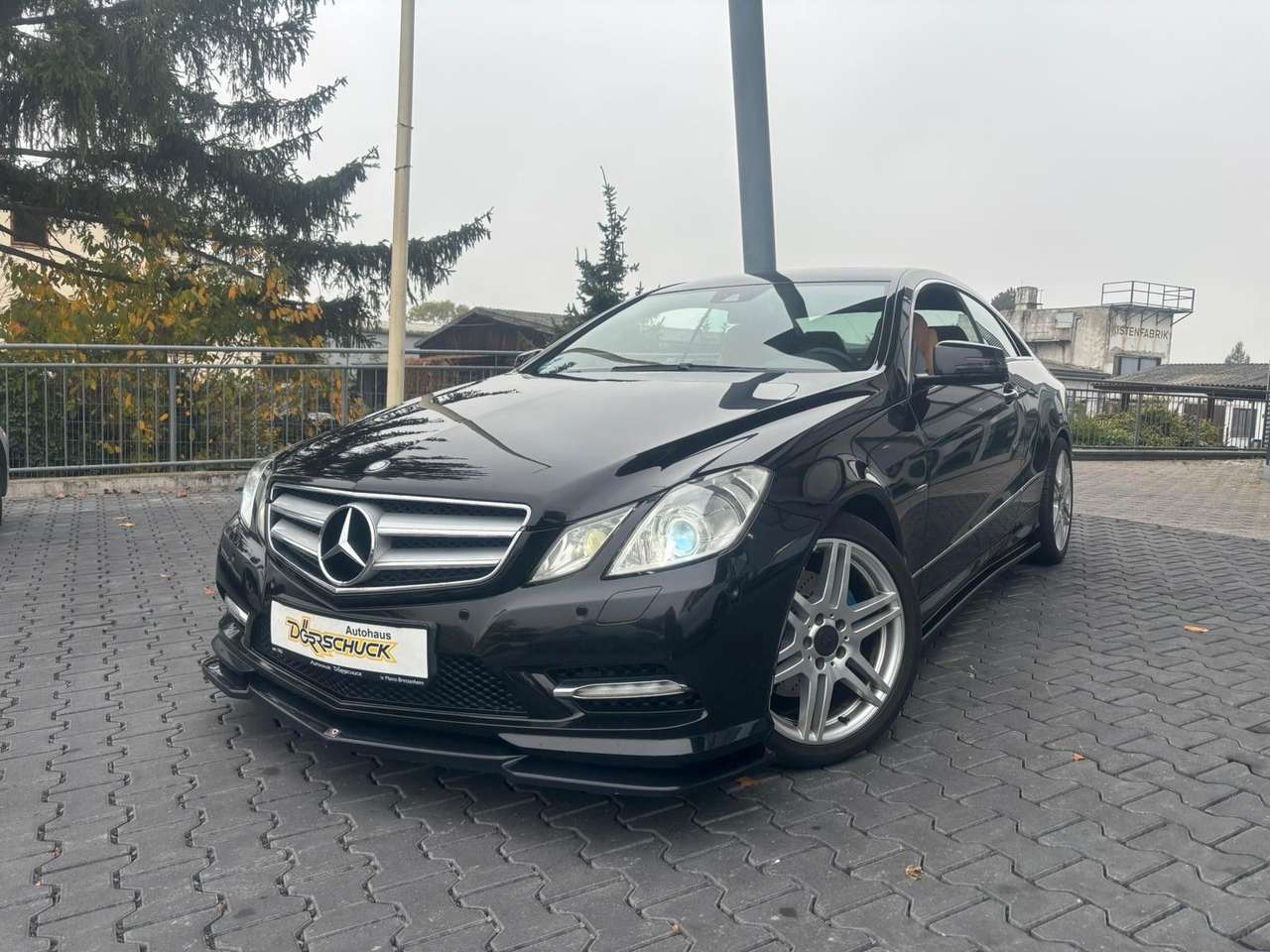 Mercedes-Benz E 350  E350 AMG Coupe Leder ILS Automatik TOP ZUSTAND