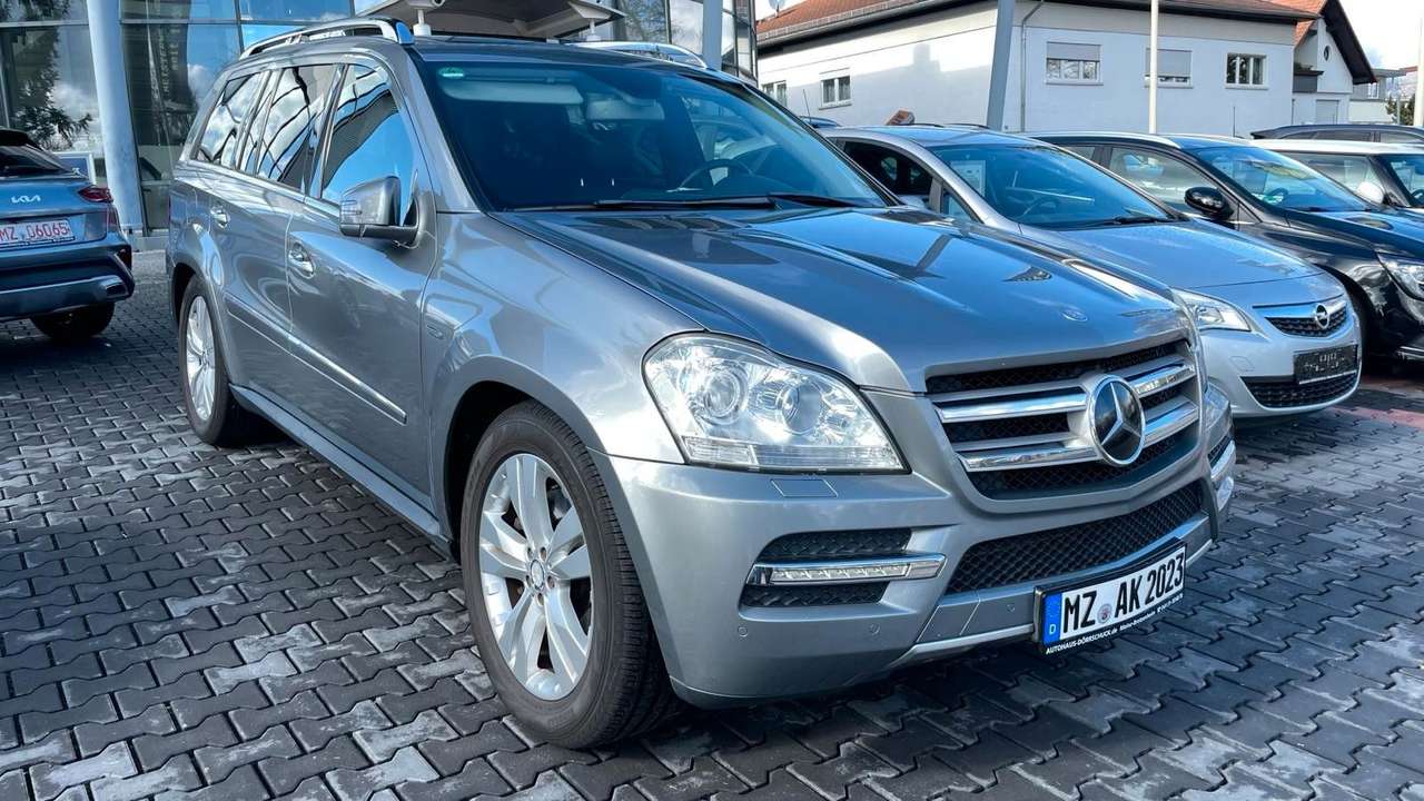 Mercedes-Benz GL 350  CDI 4Matic Panorama. RFK. Navi. Sitzh.