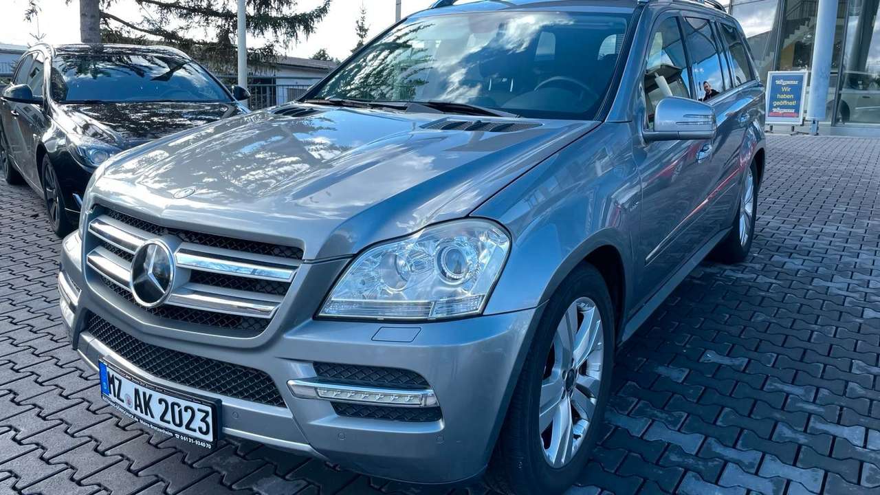 Mercedes-Benz GL 350  CDI 4Matic Panorama. RFK. Navi. Sitzh.