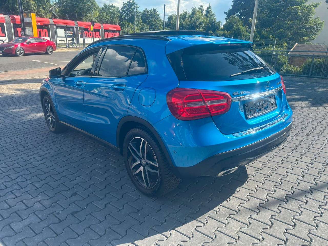 Mercedes-Benz GLA 220  CDI /d Urban Navi. Bi-Xenon. Night-Paket