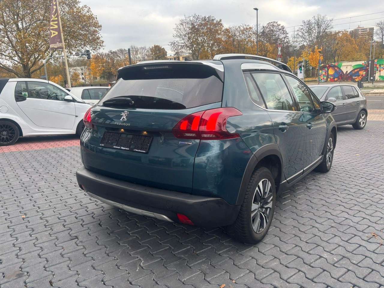 Peugeot 2008  Allure Pano. RFK. Klimaaut. BT.