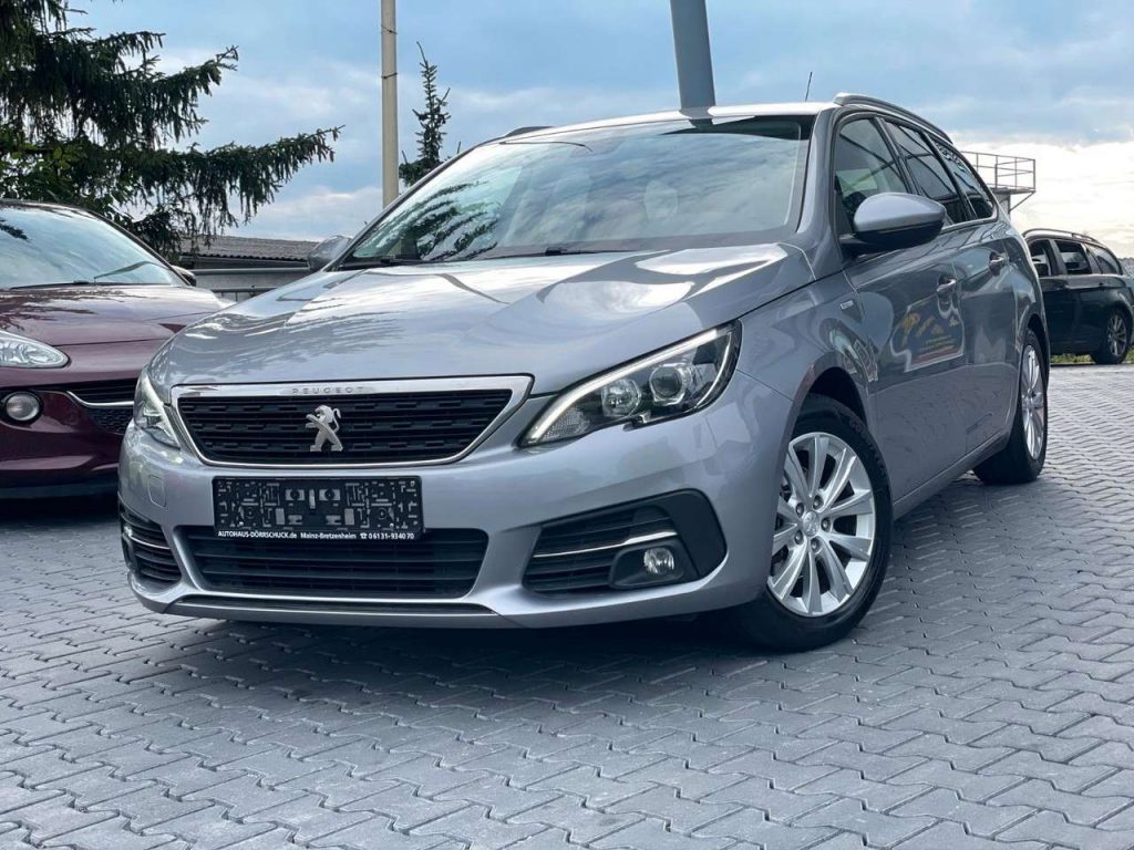 Peugeot 308  SW Style 1 Hand. AHK. Panoroama. Navi.