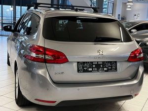 Peugeot 308  SW Style Navi Pano PDC RFK TÜV NEU