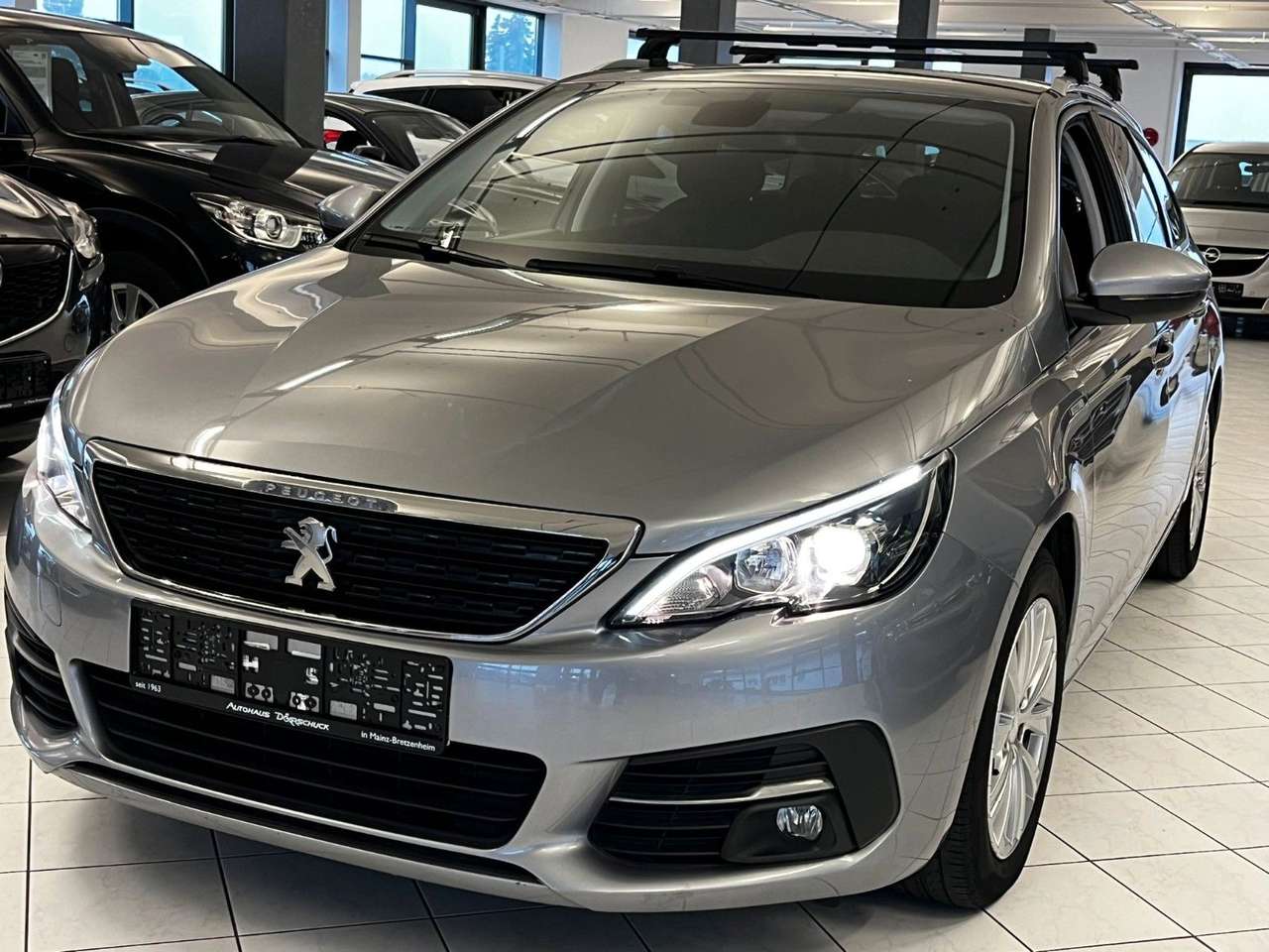 Peugeot 308  SW Style Navi Pano PDC RFK TÜV NEU