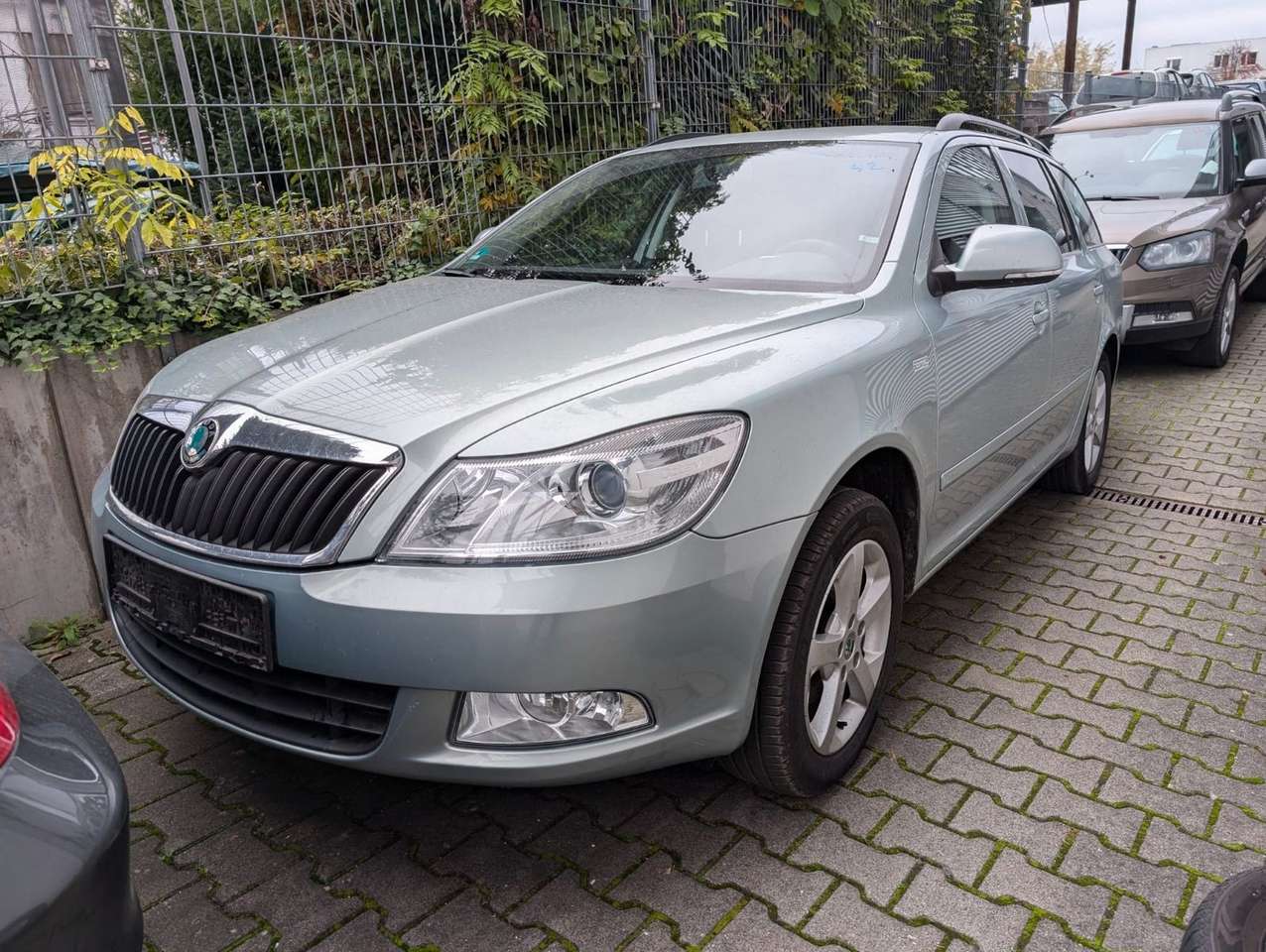 Skoda Octavia  Combi Family AHK. Sitzh. PDC. Klima