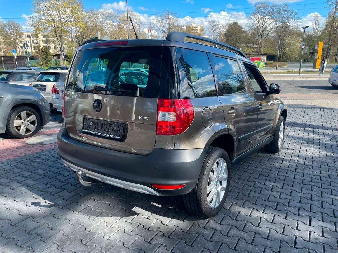 Skoda Yeti  Ambition Plus Edition 1 Hand. AHK. Temp.