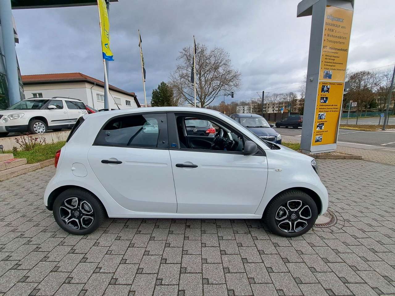 smart forFour  electric drive EQ Temp. Klimaaut. 1 Hand