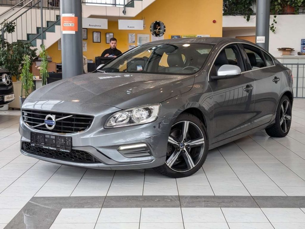 Volvo S60  Kinetic R-DESIGN AUT|Navi|Xenon|Temp|GSD