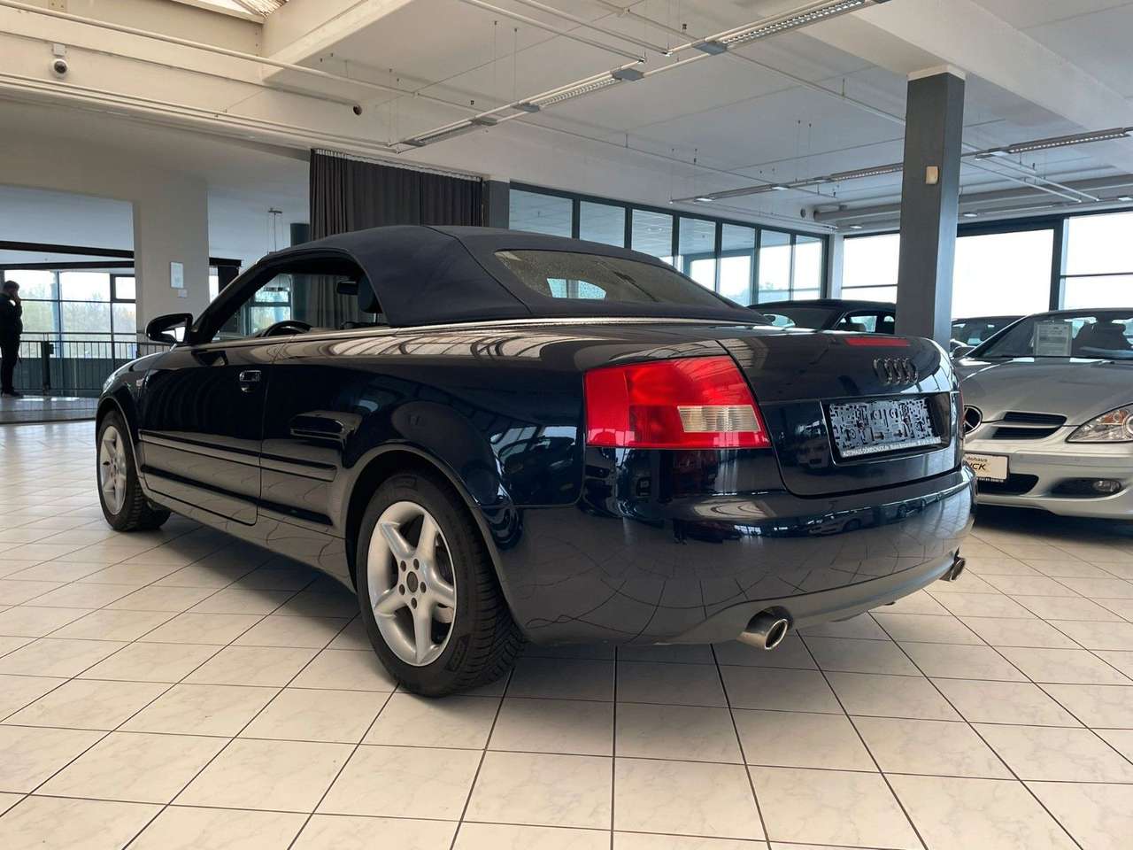 Audi A4  Cabriolet 2.4 Sitzh. Klimaaut. Leder.