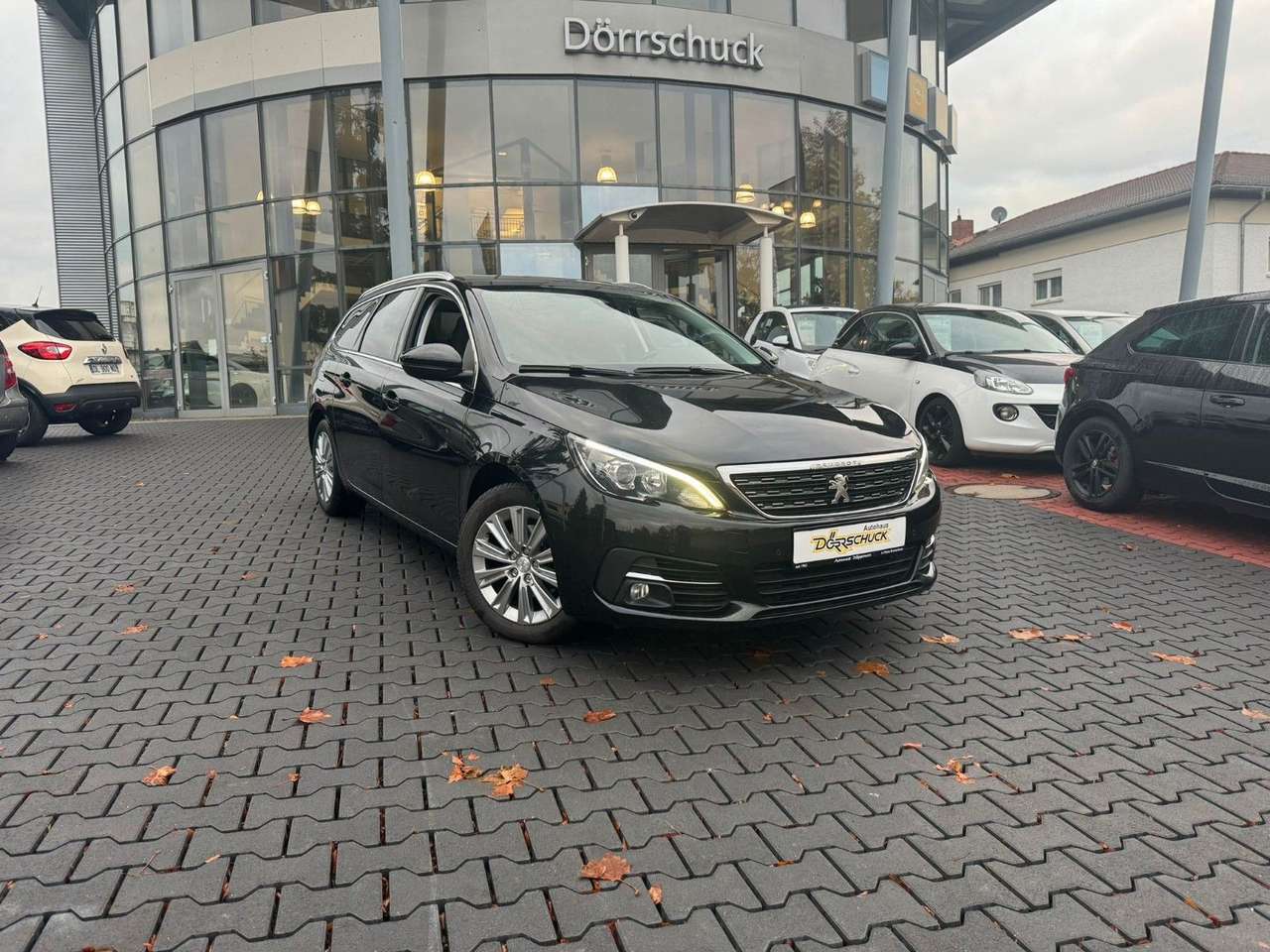 Peugeot 308  Allure Business Automatik PDC SpurHalteAs