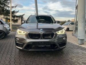 BMW X1  xDrive 20 i Sport Line AHK Kamera