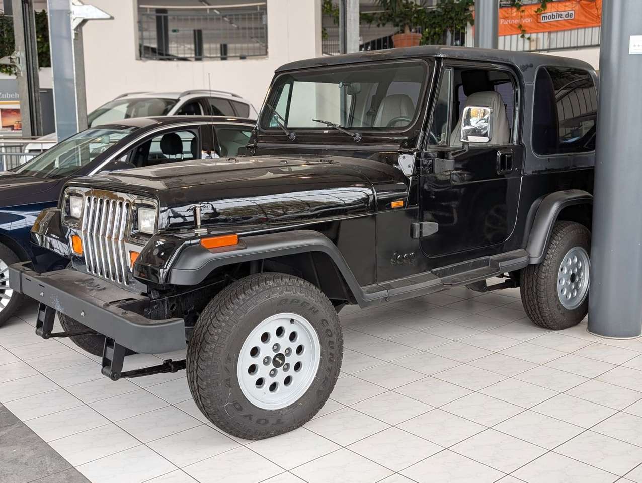 Jeep Wrangler  2.5. AHK. Allradantrieb HARDTOP