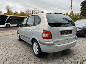 Renault Scenic  1.6 Automatik Privilege. Schiebedach.