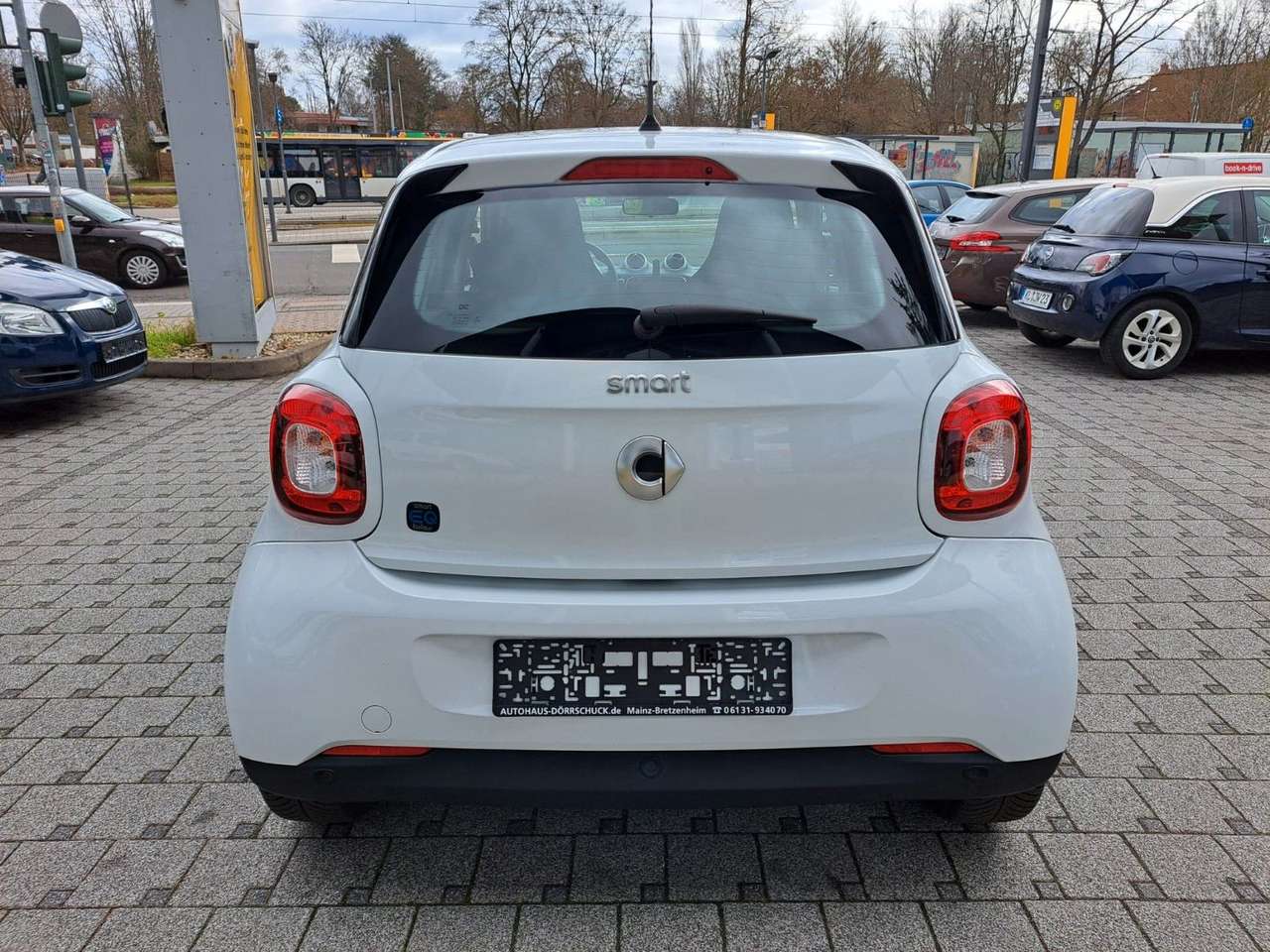 smart forFour  electric drive EQ Temp. Klimaaut. 1 Hand