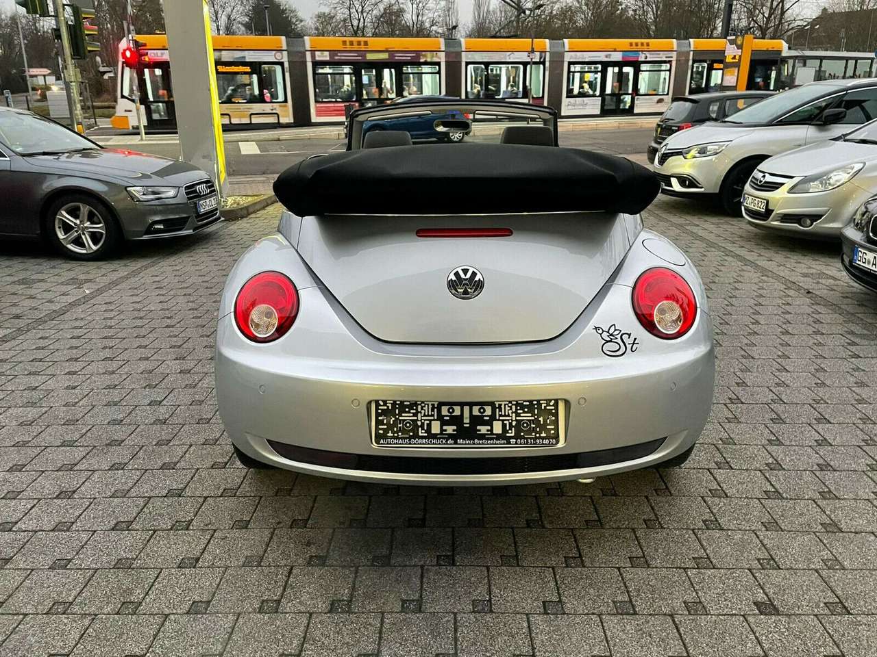 Volkswagen New Beetle  Cabriolet 1.9 TDI. PDC. Temp. Klima.