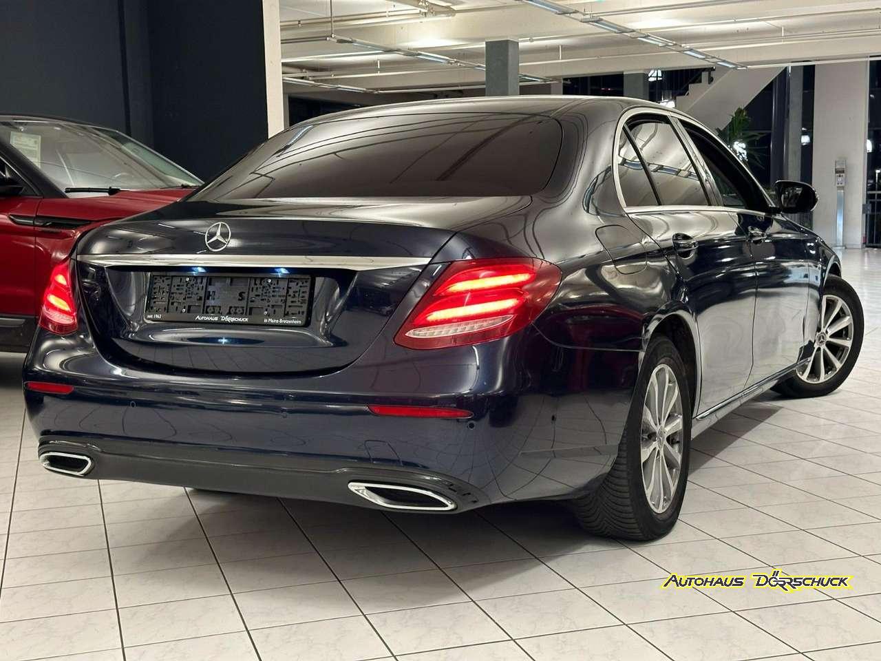 Mercedes-Benz E 220  d Lim. Sitzh. Navi. PDC. LED.