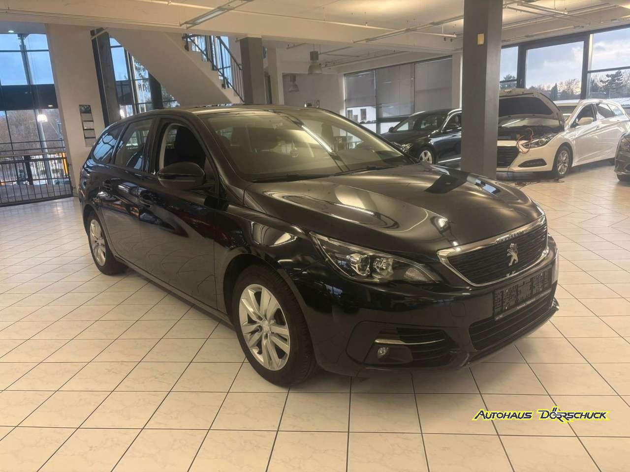 Peugeot 308  SW Active Business CarPlay. Navi. PDC. Sitzh