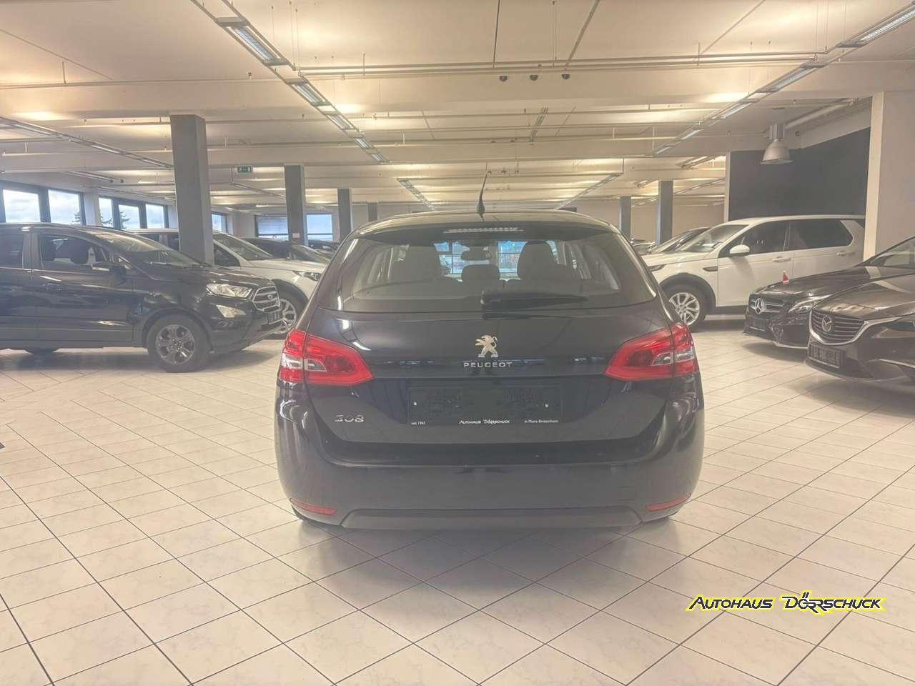 Peugeot 308  SW Active Business CarPlay. Navi. PDC. Sitzh