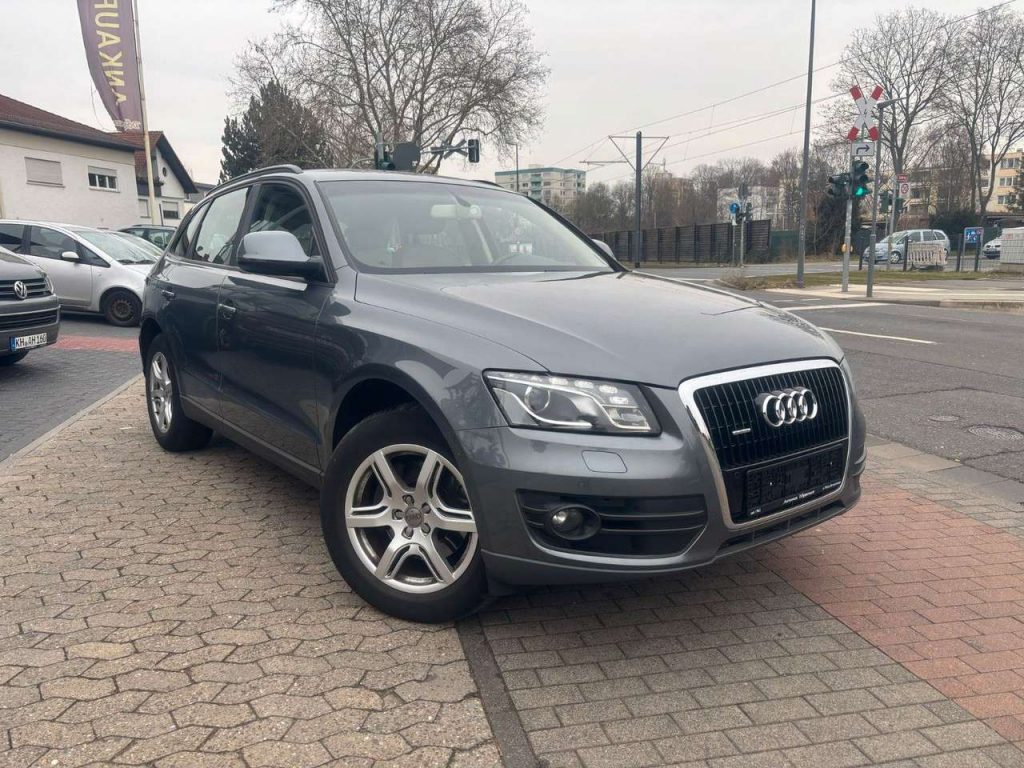 Audi Q5  3.2 FSI quattro Sitzheizung NAVI Kamera