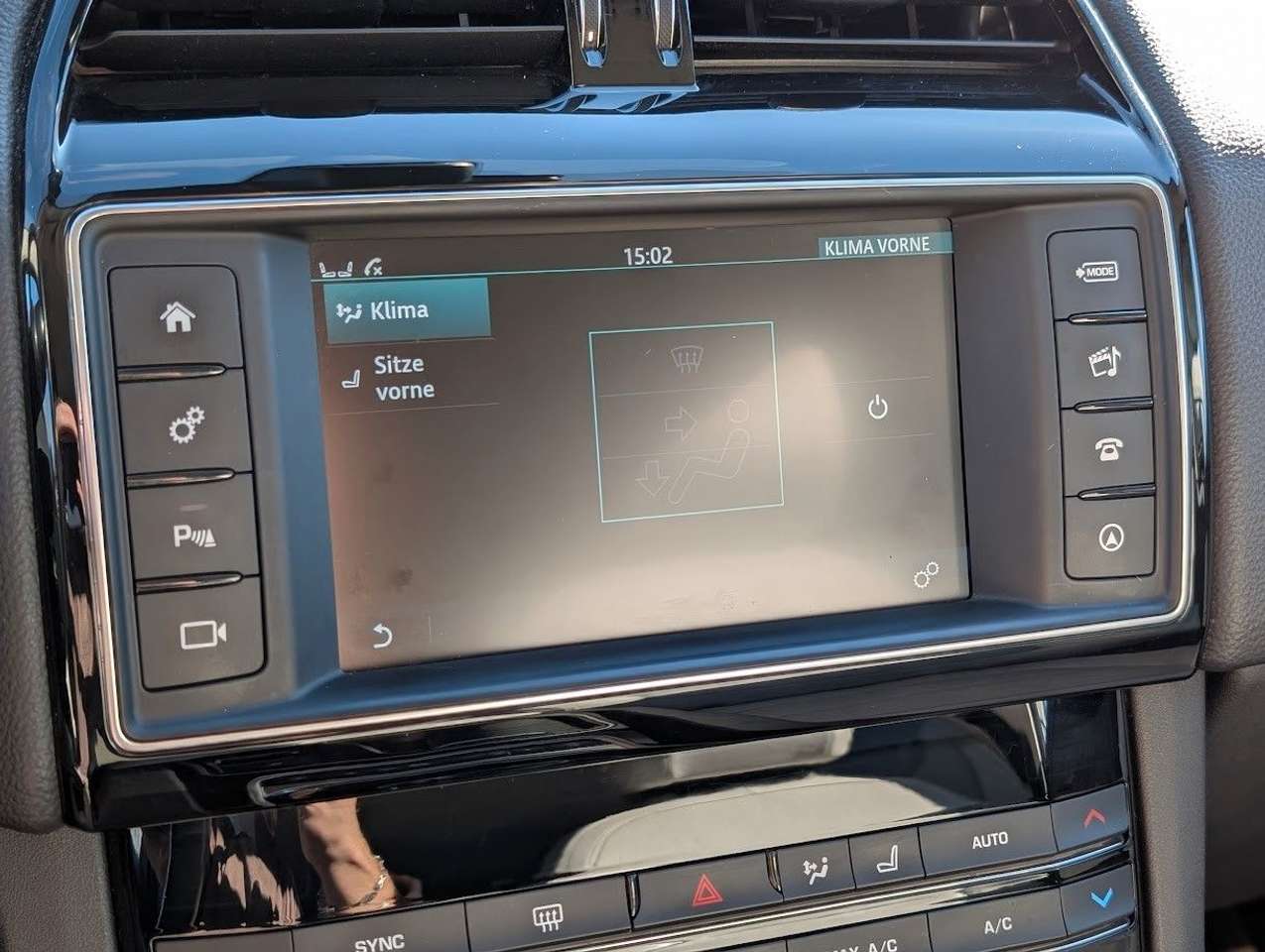 Jaguar F-Pace  20d 4×4 Adaptive Dynamics Kamera Head-Up