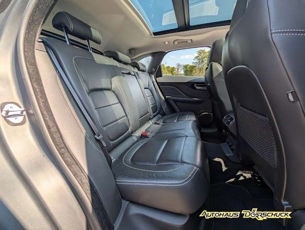 Jaguar F-Pace  F-PACE R-Sport AWD D300 1. Hand voll Scheckheft