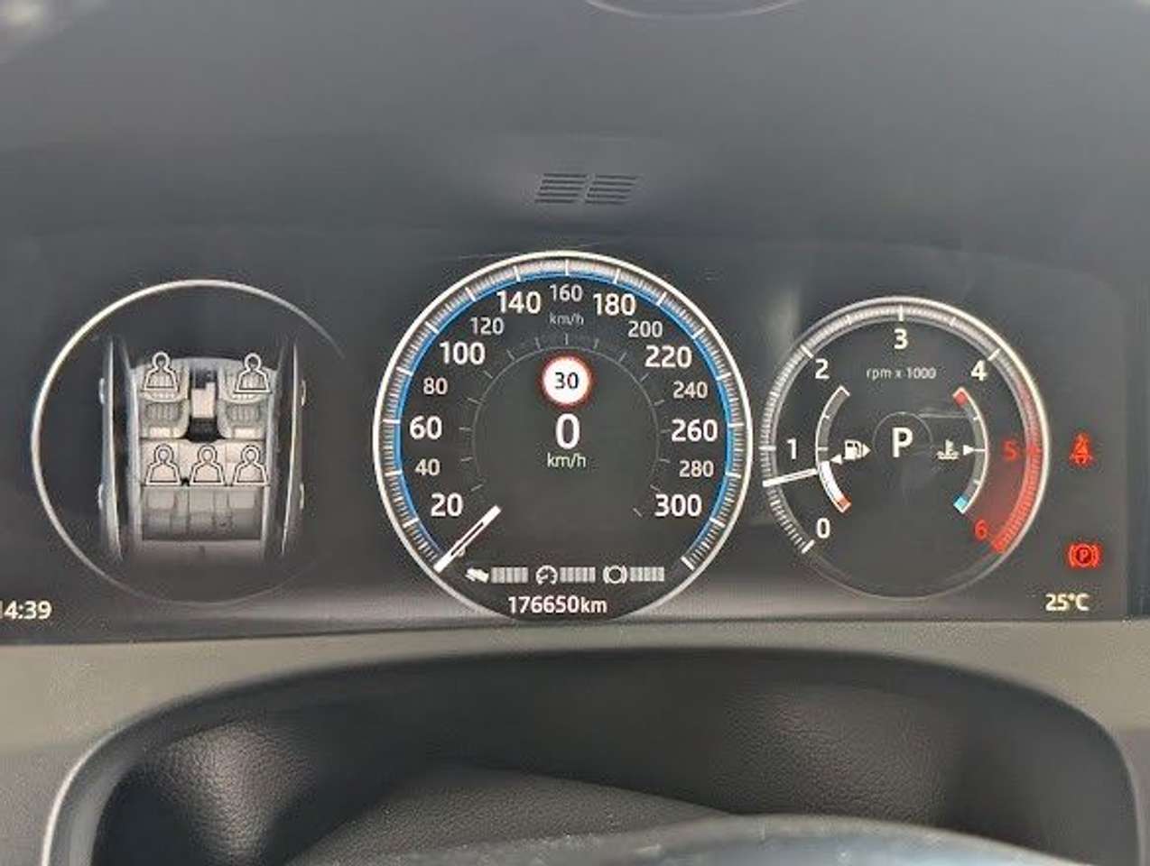 Jaguar F-Pace  F-PACE R-Sport AWD D300 1. Hand voll Scheckheft