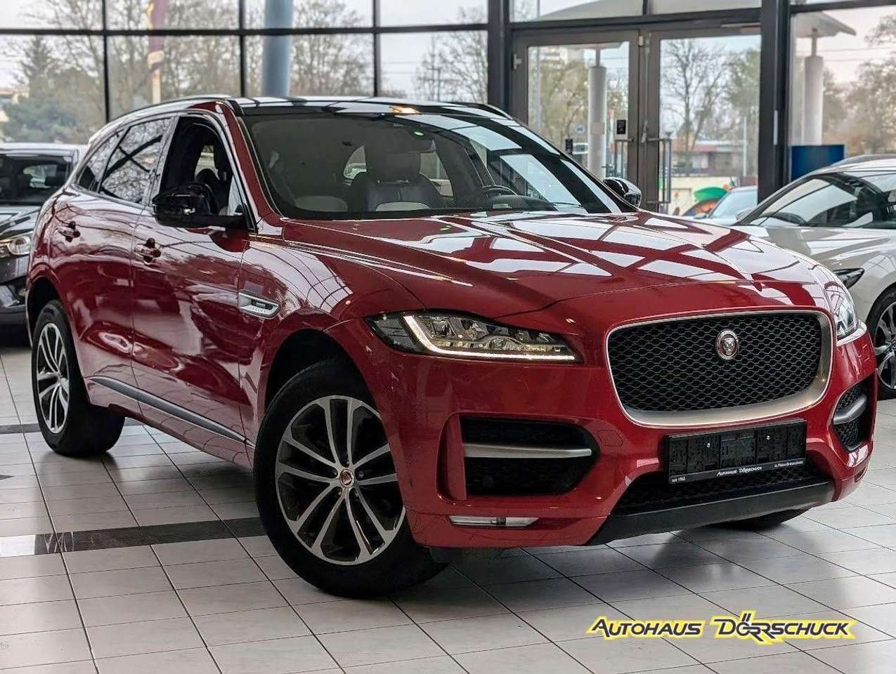 Jaguar F-Pace  F-PACE R-Sport RFK. Navi. Schaltwippen. BT