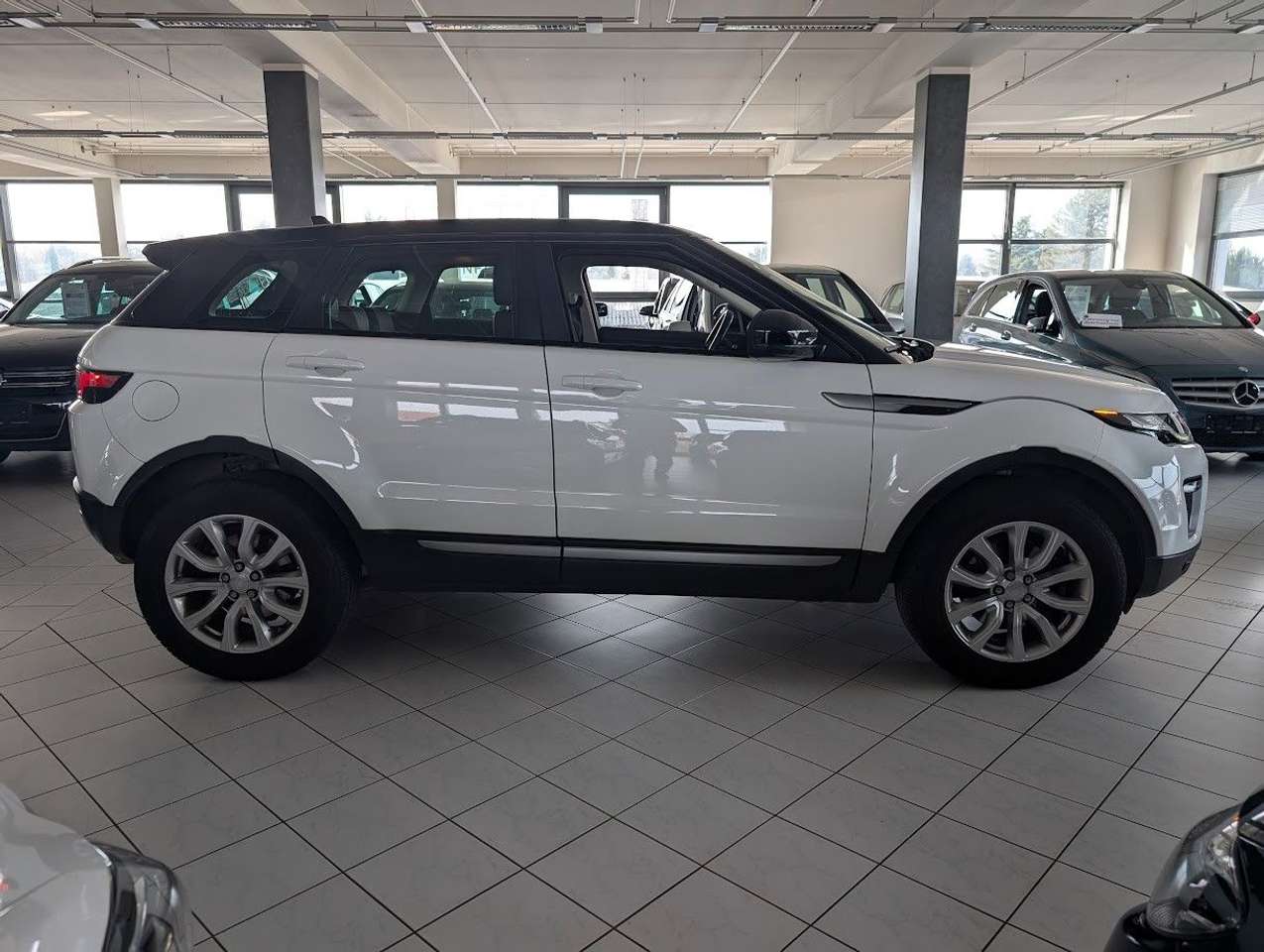 Land Rover Range Rover Evoque  2.0 Sd4 SE 0%-Finanzierung