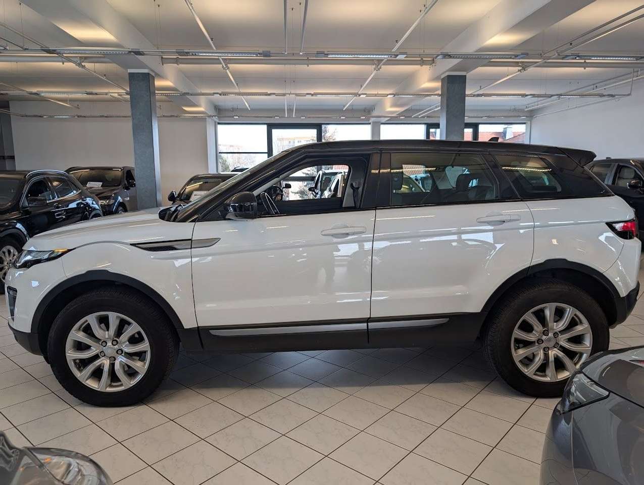 Land Rover Range Rover Evoque  2.0 Sd4 SE 0%-Finanzierung