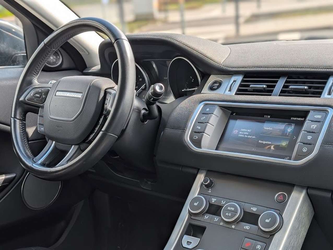Land Rover Range Rover Evoque  2.0Td4 SkyView Pony Automatik