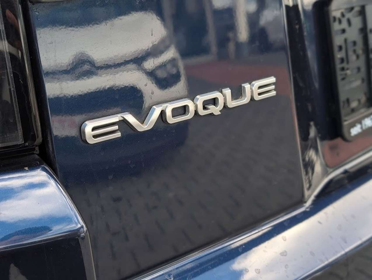 Land Rover Range Rover Evoque  2.0Td4 SkyView Pony Automatik